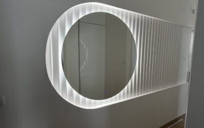 Ogledala sa LED osvetljenjem za hodnik – prvi utisak uz stil i praktičnost